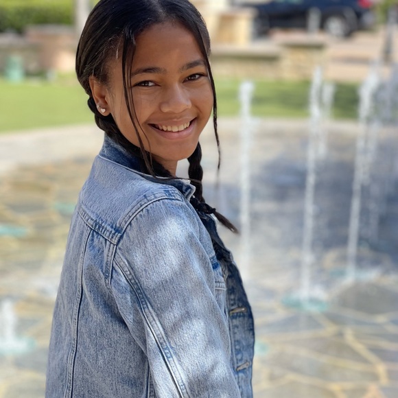 Meet your Posher, Carrington - Picture 1 of 1